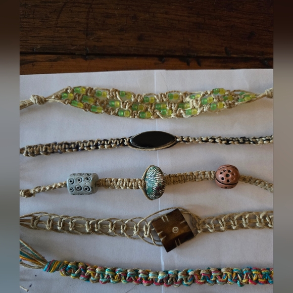 Hemp Bracelets Lot Of 15 Colorful Beaded - Picture 7 of 7